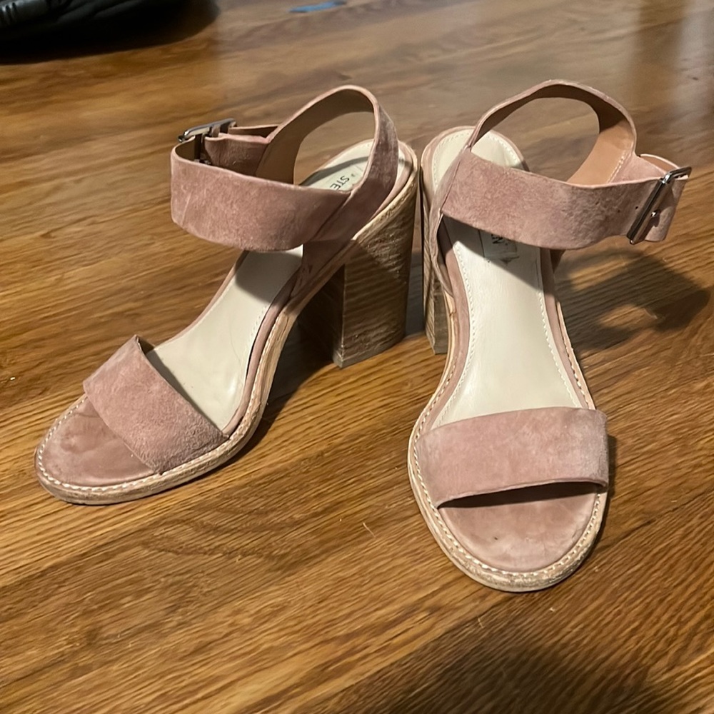 Steve Madden Tan Suede Wooden Block Heels, Size 7, EUC